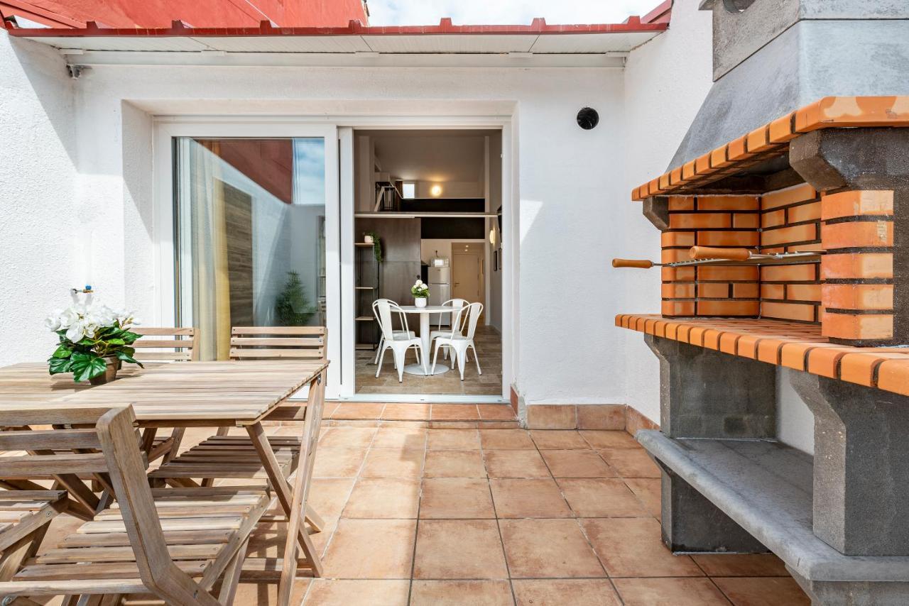 Atico Duplex Con Barbacoa Y Terraza En Barri Port Maritim Apartman Tarragona Kültér fotó